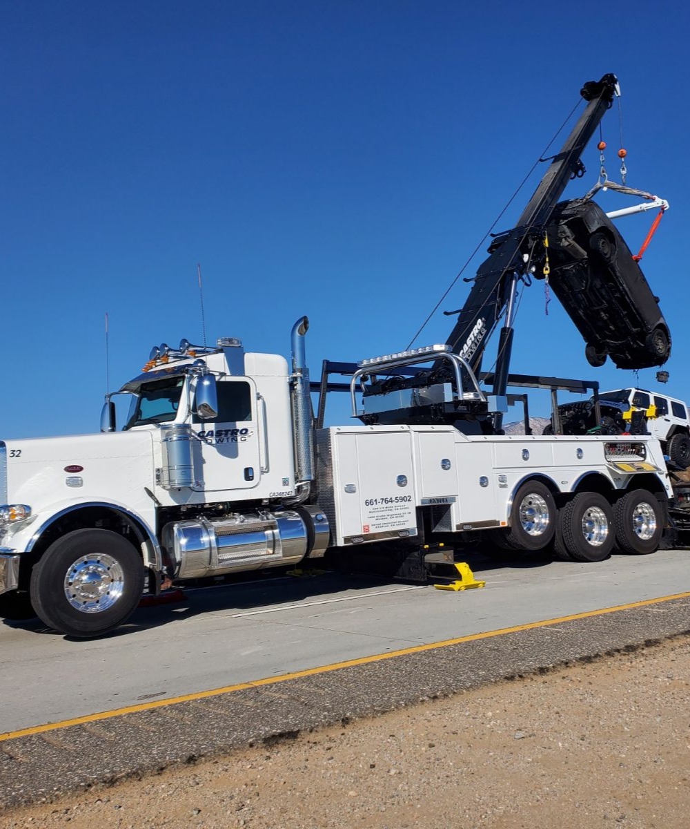 emergency towing and recovery for semi-trucks